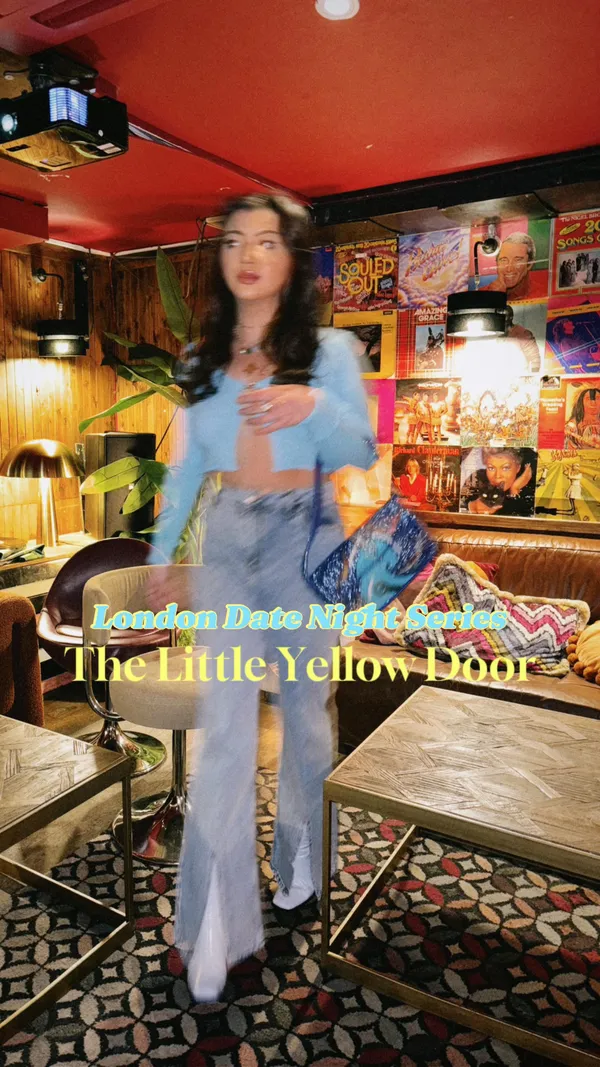 This video showcases The Little Yellow Door, a quirky restaurant and bar in London.  It highlights the restaurant's interior design, which is described as colorful and inspired by flatshares, creating a house party atmosphere. Retro video games and board games are also featured.  The video shows several food items: Halloumi Fries, Smoking Hot Thunder Thighs (chicken thighs), Sweetcorn Fritters, and Sea Bream Tacos. Cocktails inspired by the flatmates' film collection are presented, including drinks named 'La La Land' and 'Kill Bill'. The food presentation emphasizes vibrant colors and appetizing close-ups. No dietary information is explicitly stated.