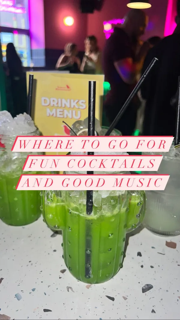 This video showcases Tequila Mockingbird, a cocktail bar in Covent Garden, London.  It highlights the bar's vibrant atmosphere, pink and green interior design, and a variety of cocktails, including the 'Don't be a prick' tequila cocktail and the Kwerki kiwi gin. The video also shows mockbird margaritas, Paloma cocktails, and Coco Loco rum cocktails.  The presentation focuses on the cocktails' visual appeal, the bar's aesthetic, and the overall fun, energetic atmosphere. No dietary information is explicitly provided. The main focus is on promoting the bar as a fun place for pre-drinks, after-work drinks, or a night out.