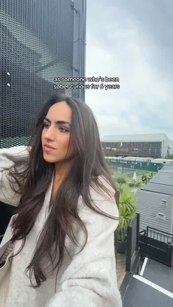 Participants enjoying wellness events and run clubs at Padel Social Club in London, promoting a healthy lifestyle.