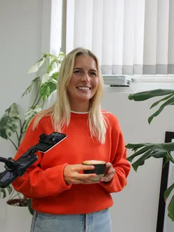 Barista training at the London School of Coffee, featuring latte art, hands-on skills, and expert pouring tips.