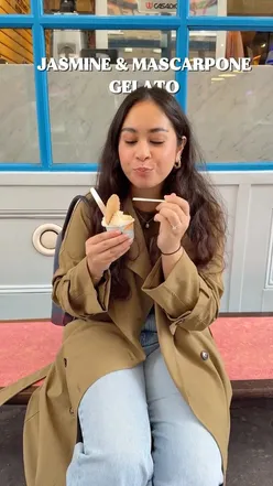 Jasmine green tea sorbet with salted cream cheese foam and mascarpone gelato in a cup from @heytea.uk x @gelupogelato.