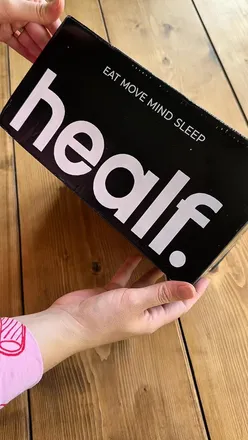 Supplements laid out for autumn/winter wellness, featuring Vitamin D, Magnesium, and Omega 3, from @healf.