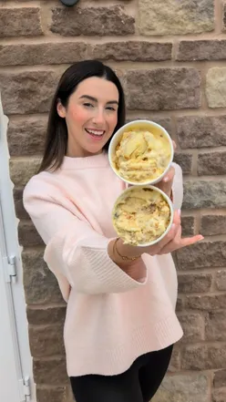 Banana pudding from Magnolia Bakery in Bristol, a favorite dessert with a joyful reaction from shoppers. 🍌❤️