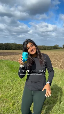 Enjoying the Otford Kent Circular Walk, a scenic 10K hike near London with alcohol-free beers from Athletic Brewing.