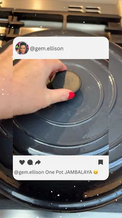 Delicious one-pan jambalaya with chicken and chorizo, easy recipe for a protein-packed dinner!