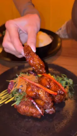 AD Candlelit cocktails and stunning Thai flavours🙌🏼🍸✨ @siamthairestaurants @candlelightbar1 at @dundrumtc should be top of your list! ✅  

If you’re planning your next dinner date, this is the spot. Don’t miss the signature cocktails and standout dishes!

📍 Siam Thai Candle Light Bar, Dundrum Town Centre 
 #DundrumTownCentre #PlacesToEatDublin #VisitDublin #DublinFood #DublinRestaurants