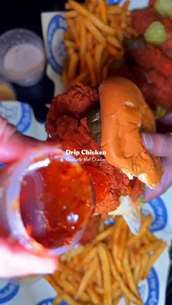 @dripchicken_batley📍Batley

Have you tried @dripchicken_batley? If you’re a fan of Nashville Hot Chicken then this is the spot to check out!! With different spice levels to choose from (which is great 🙌) you can dig into their Nashville Chicken Sandwiches, Tenders and Wings, as well as the option for Nashville Wraps and if you’re wanting to mix it up try out their Samsh Burger 💯.

I tried the full range of items from their menu and the chicken as the sandwich, tenders and wings were beautifully seasoned, perfectly spiced and cooked. The coating was crispy and crunchy (even after having taken my pics and videos 😂) and tasted pretty damn good 🤩.

The Hot Honey sauce worked really well with the Nashville Chicken and I’d definitely recommend the Drip Sauce!! Make sure to add fries to your order - seasoned and crispy 👌

Located @thebatleyplaza, inside @boo_batley, you can choose to dine in or take away (inc delivery options) and make sure to check out their IG for some great offers on their menu 🙌.

AD|PR

🍗: Drip Burger 
📍: Alfreds Way, Batley, WF17 5DR
✅: HALAL menu.

➡️ Let me be your guide to ALL things FOOD and TRAVEL related. HIT FOLLOW for more ❤️.
.
.
.
#nashvillefriedchicken #nashville #halal #nashvillechicken #friedchicken 

Batley| halal food| reels| food videos| batley plaza| burgers| smash burger| chicken burger| tenders| wings| hot honey| batley eats| batley foodie| food review| food blogger| fast food
