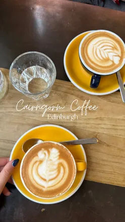 Just your weekend reminder to go and check out @cairngormcoffeeco on Melville St ☕️ 

I loveeee their coffee beans so much, not only do they do fab coffee to sit in and take away but their beans to grind at home are sooo good! & the packaging is so fun 

#coffeeshop #edinburgh #local #coffee #scotland