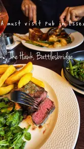 A review of a newly refurbished pub, The Hawk in Battlesbridge, followed by a visit to the nearby Battlesbridge Antique Centre.