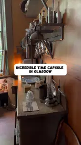 A tour of the Tenement House in Glasgow, a National Trust for Scotland property that serves as a time capsule of early 20th-century life. The video highlights the preserved interior, including original furnishings, gas lighting, and personal items left behind by the former resident, Agnes Toward.