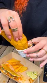 A creator visits El Jefe in Manchester to review their Mexican street food offerings, specifically highlighting the birria tacos, steak tacos, loaded nachos, and burritos. The video features the creator trying the food, dipping the tacos, and sharing their enthusiastic opinion on the quality of the dishes.