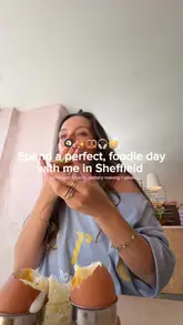 A day-in-the-life vlog featuring a brunch at Pom Kitchen, a pottery class at Kin Pottery Works, and a pilates session at Korr Pilates in Sheffield.