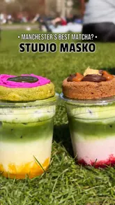 A fast-paced, enthusiastic review of a Manchester-based pop-up cafe, Studio Masko, focusing on their flavoured matcha drinks and cookies. The creators provide a taste test and verdict, highlighting the natural ingredients and lack of refined sugar.