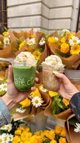 A creator visits a London pop-up collaboration between Café Ciel and Magnolia Bakery, showcasing their signature banana pudding, sticky toffee pudding, and specialty iced drinks topped with pudding.