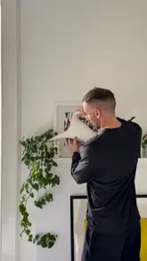 A personal vlog following a creator's morning routine, including a visit to a health clinic for a full-body MRI scan and health assessment, followed by a healthy breakfast.