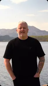 The video features creator James Campbell visiting Venachar Lochside, highlighting the scenic location, the sauna and cold plunge facilities, and the food, specifically the roast beef.