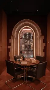 A promotional reel for Motorino restaurant in London, highlighting its modern Italian cuisine and its unique location overlooking the historic Fitzrovia Chapel. The video features a tour of the dining space, close-ups of various dishes, and the creator enjoying the experience.