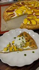 A step-by-step recipe tutorial for a peach and ricotta galette, featuring clear instructions and appetizing close-ups of the preparation and final result.