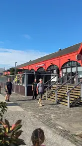 A short vlog-style review of The Fishmarket in Newhaven, Edinburgh, highlighting the takeaway fish and chips and the harbor location.