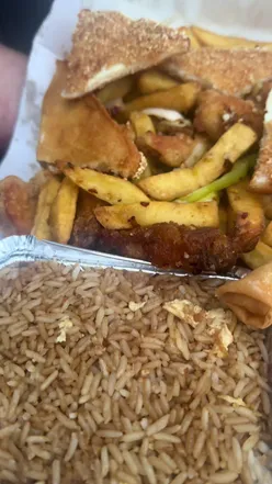 Delicious Magau Munchie Box with Salt & Chilli treats and more at My Chinese restaurant in Newcastle.