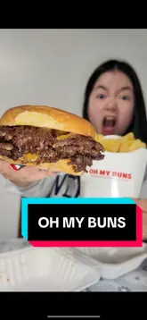 Delicious smashburgers served at Oh My Buns in Scotland, ideal for food lovers and burger enthusiasts.