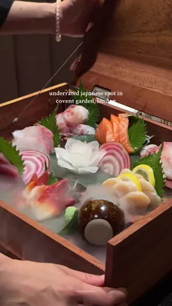 Delicious sashimi set and akatuki roll at Akatuki, a hidden gem in Covent Garden, perfect for birthdays and date nights.