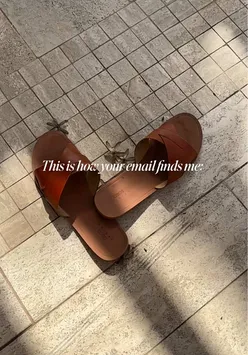 This is how your email finds me… and it’s going straight to my deleted items  #nairobisolotrip #hemingwaysnairobi #nairobihotels #trippinwithchar 