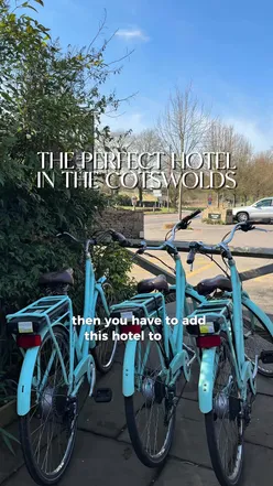 Charming hotel in the Cotswolds with stunning outdoor area, luxurious amenities, and modern rooms featuring freestanding baths.