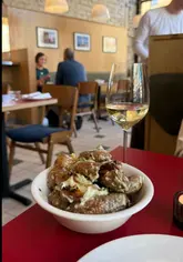 A review of a midweek lunch at Corner Shop in Glasgow, highlighting the value and quality of the food.