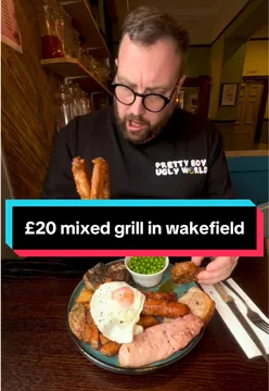 Less than £20 for this mixed grill! Location : The Lupset, Wakefield.  #foodtok #foodlover #foodreview #fyp #wakefield 