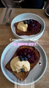 A short, casual review of a brunch cafe in Edinburgh, showcasing the exterior, cake selection, coffee, and French toast.